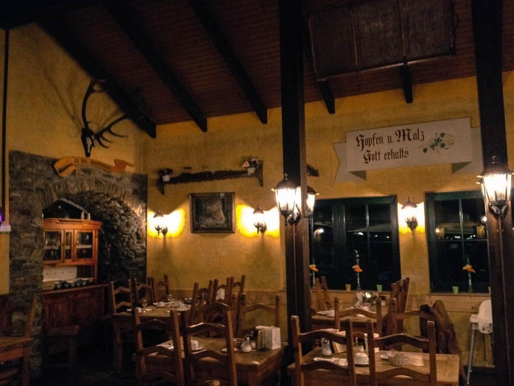 Hotel Altes Bierhaus à Arzbach Extérieur photo
