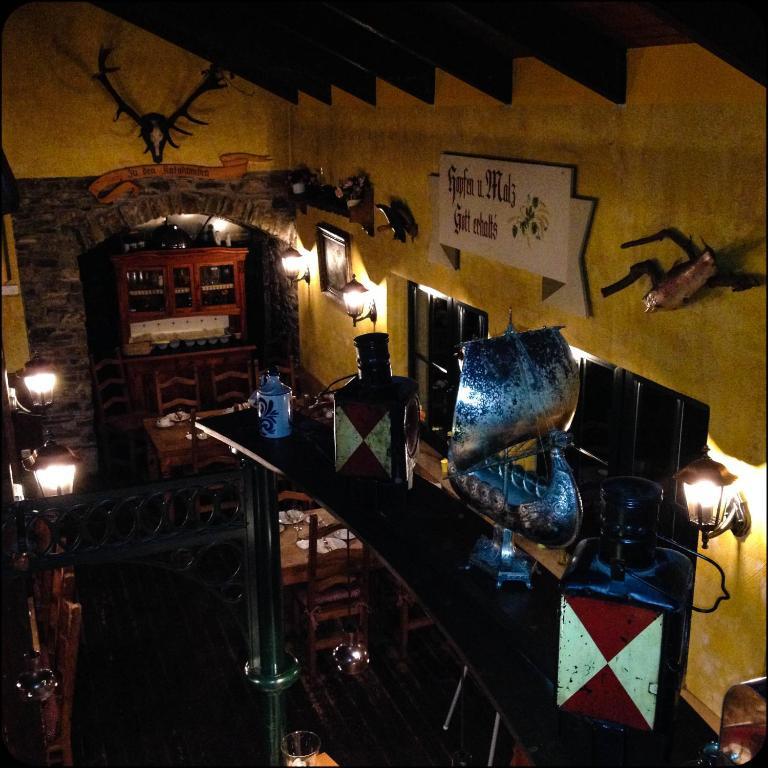 Hotel Altes Bierhaus à Arzbach Extérieur photo